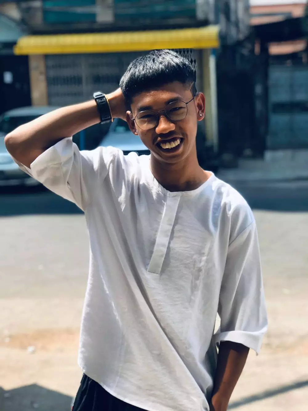 Sosok orang yang tirukan gaya lee min ho Facebook 