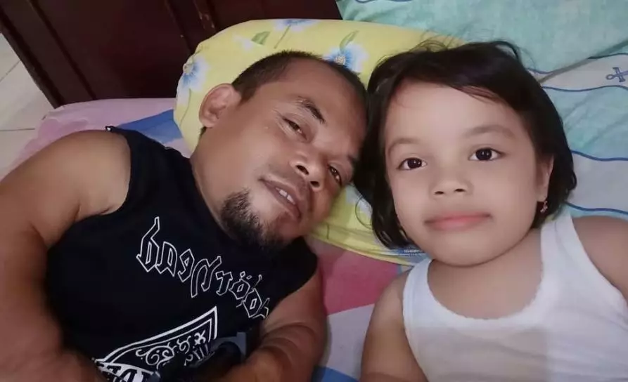 Momen Ucok Baba bareng keluarga © 2020 brilio.net