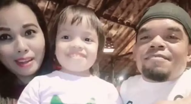 Momen Ucok Baba bareng keluarga © 2020 brilio.net