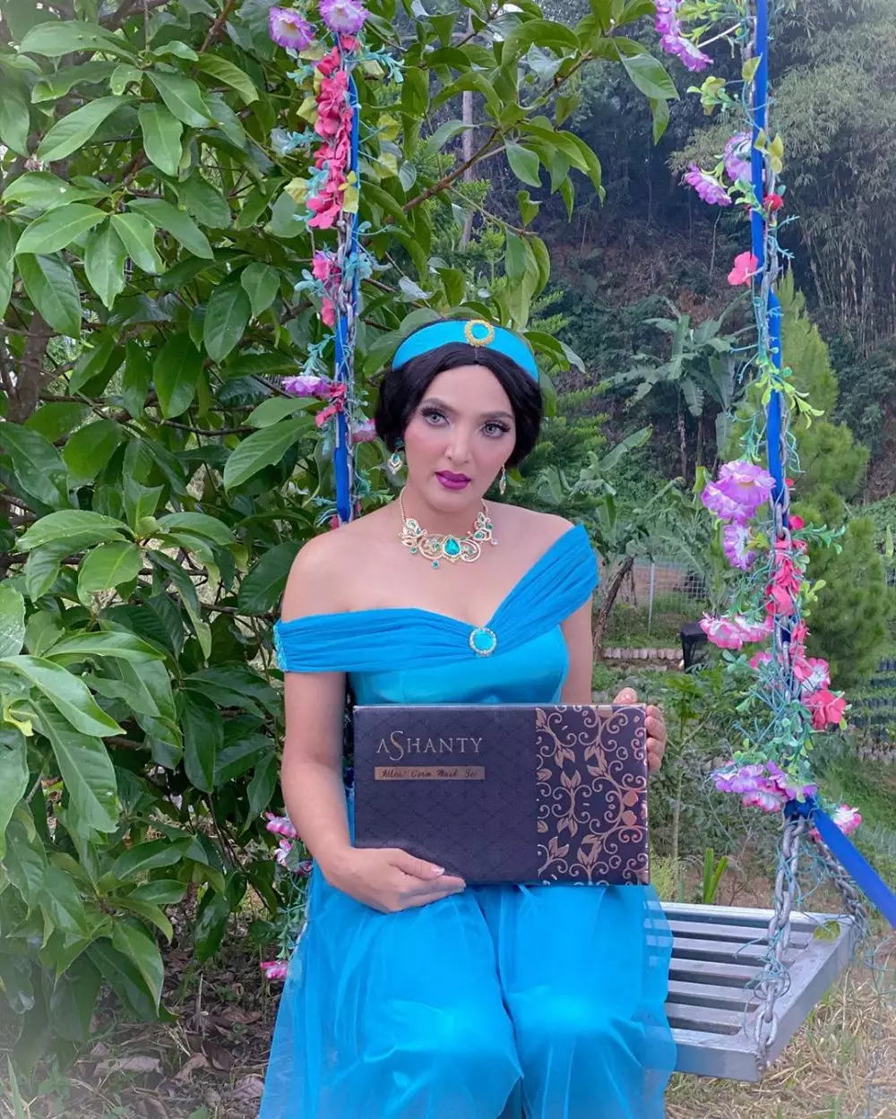 Momen Ashanty cosplay beragam tema © 2020 brilio.net