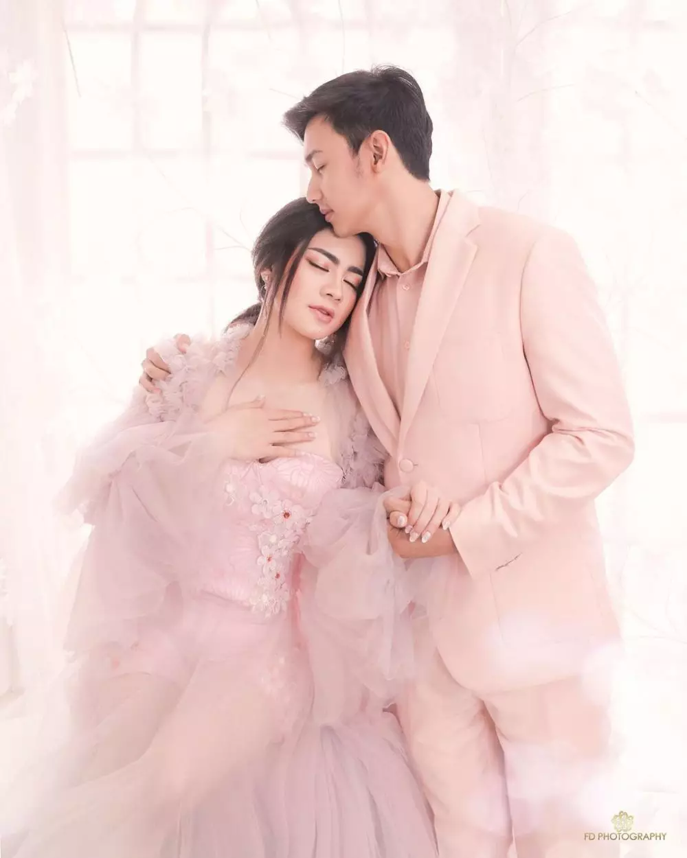 Pemotretan Felicya dan Caesar Hito bertema dunia peri Instagram Pemotretan Felicya dan Caesar Hito bertema dunia peri Instagram