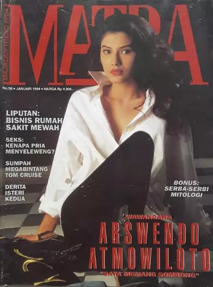 Beda gaya Tamara Bleszynski jadi cover majalah lawas Instagram Beda gaya Tamara Bleszynski jadi cover majalah lawas Instagram