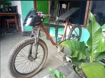 Modifikasi sepeda kelewat absurd Berbagai sumber Modifikasi sepeda kelewat absurd Berbagai sumber