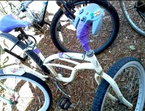 Modifikasi sepeda kelewat absurd Berbagai sumber Modifikasi sepeda kelewat absurd Berbagai sumber