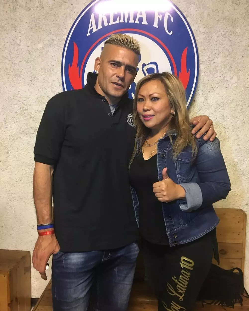 Pemain naturalisasi timnas bareng pasangan © 2020 brilio.net