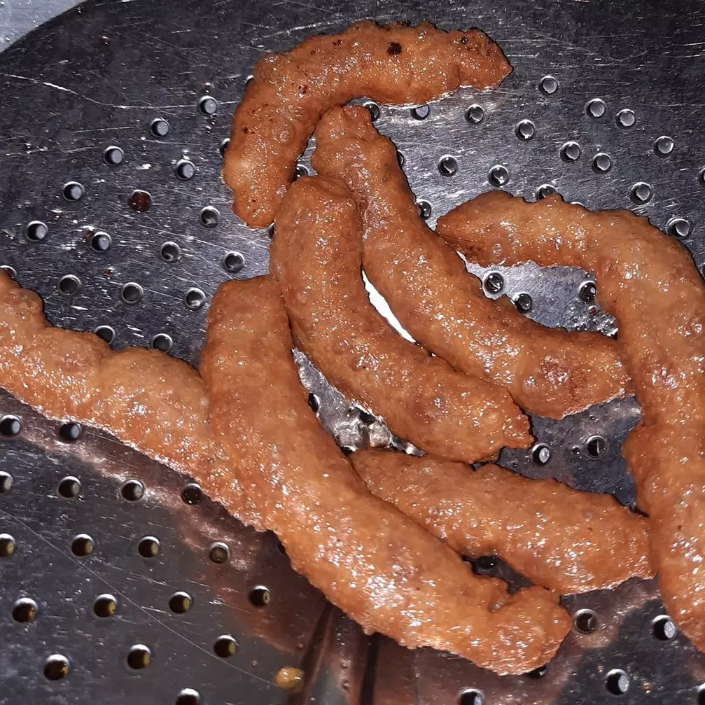 15 Penampakan churros gagal ala netizen, bikin lapar auto hilang