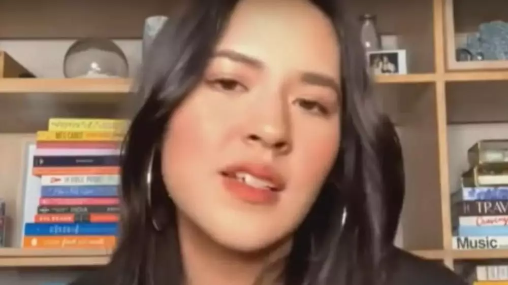 seleb berbagai sumber seleb berbagai sumber