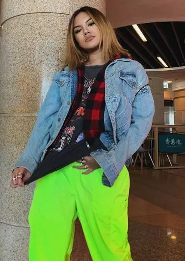 7 Gaya Shafa Haris dengan warna ngejreng © 2020 brilio.net