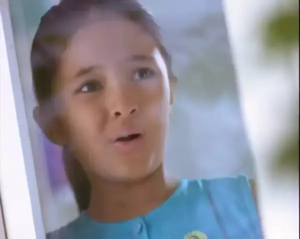 Potret seleb jadi bintag iklan cilik berbagai sumber Potret seleb jadi bintag iklan cilik berbagai sumber