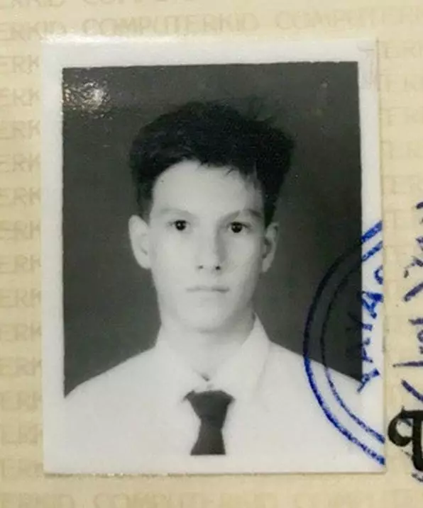 Potret aktor saat SMA  berbagai sumber