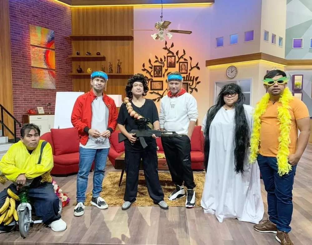 kostum nyentrik ruben onsu © 2020 brilio.net