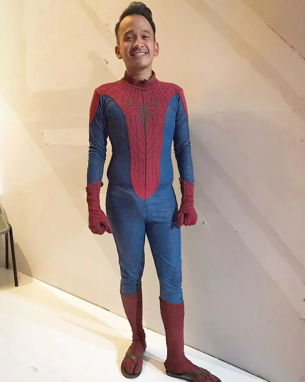 kostum nyentrik ruben onsu © 2020 brilio.net