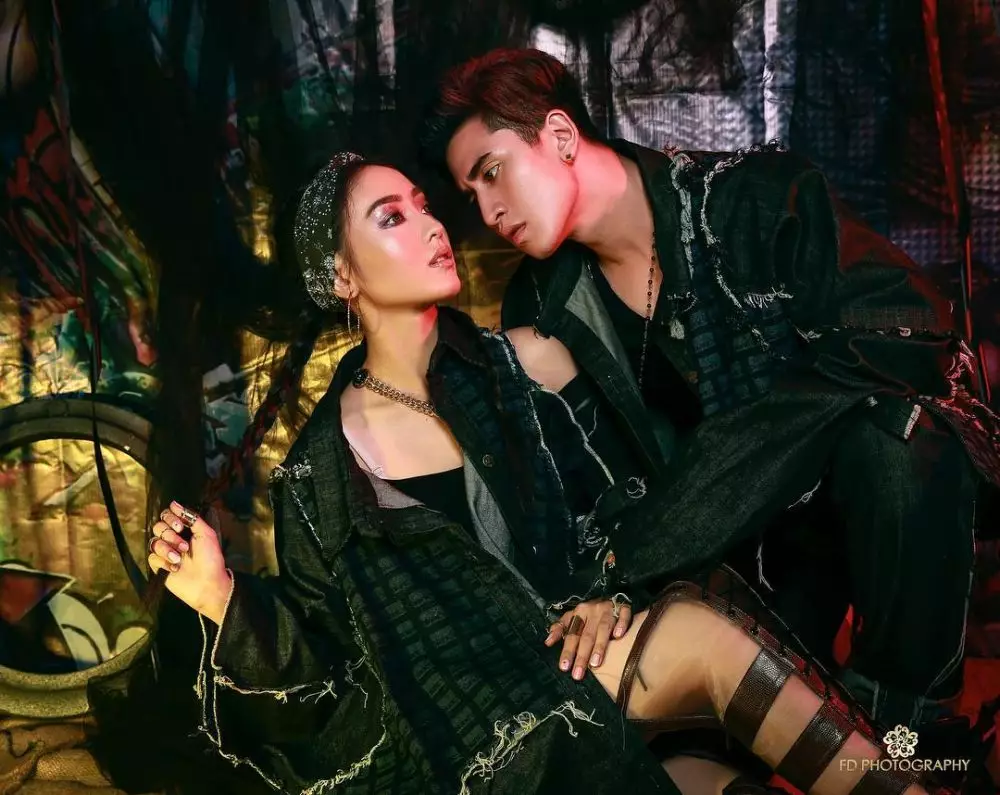 11 seleb pemotretan mesra © 2020 brilio.net