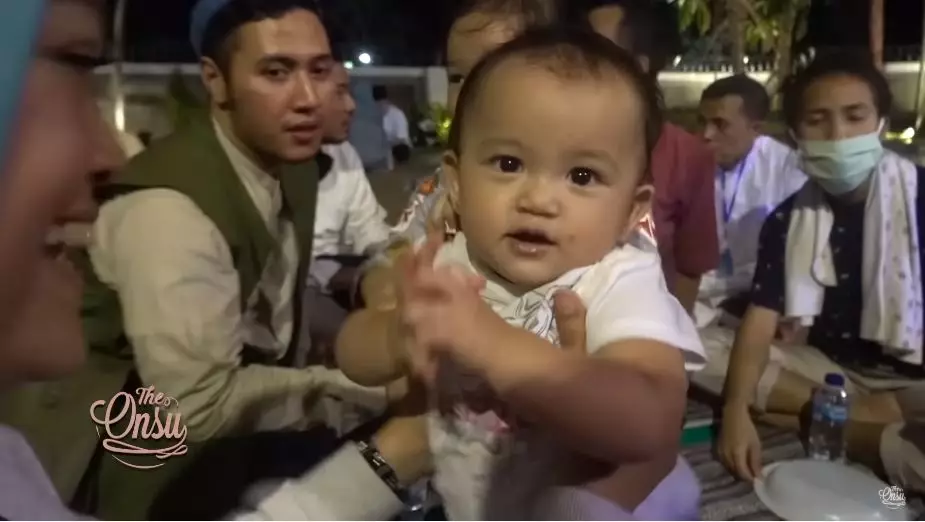 ruben onsu bukber bareng karyawan © 2020 brilio.net