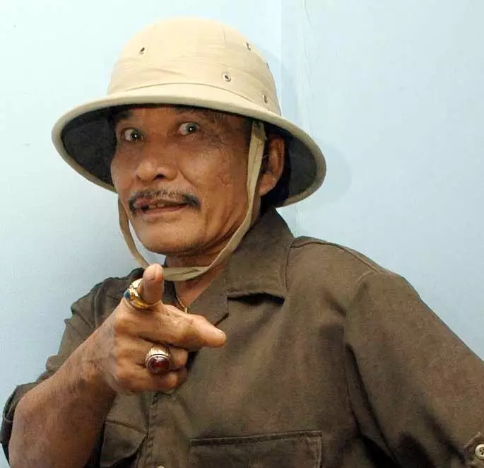 Seleb peran kocak sinetron jadul Berbagai sumber Seleb peran kocak sinetron jadul Berbagai sumber