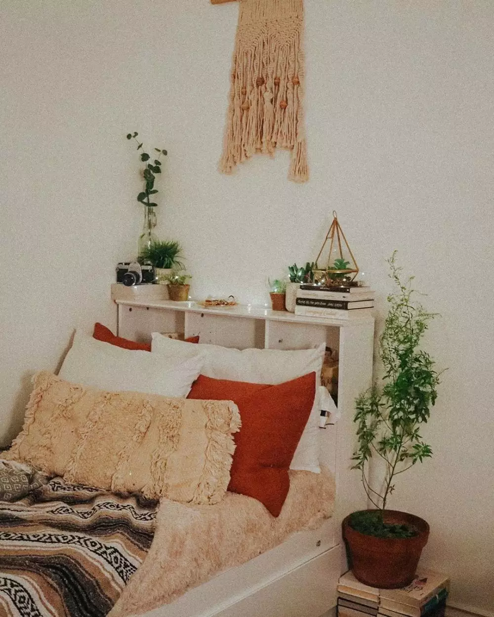 Stok lebaran inspirasi kamar bertema bohemian rhapsody © 2020 brilio.net