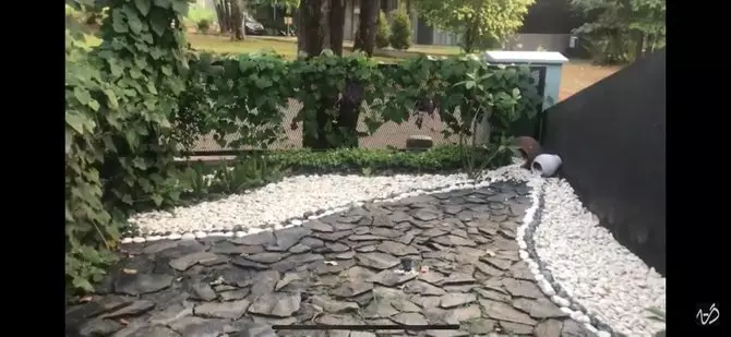 Nadine Chandrawinata percantik taman youtube Nadine Chandrawinata percantik taman youtube