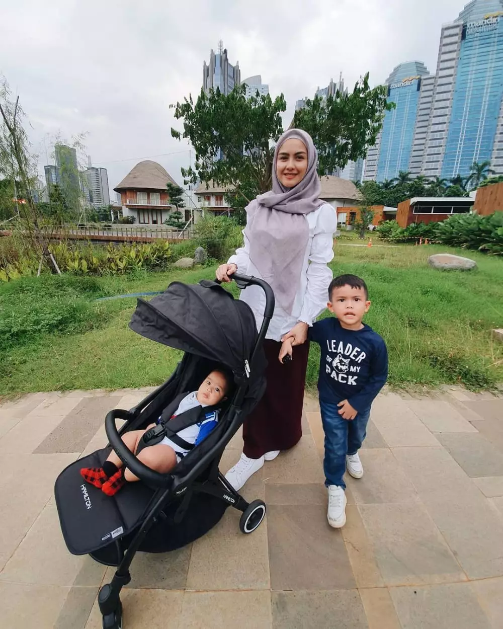 gaya revalina s temat momong anak instagram gaya revalina s temat momong anak instagram