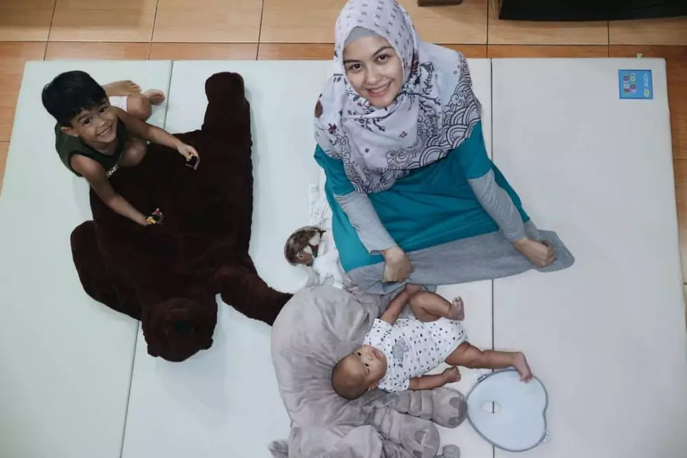 gaya revalina s temat momong anak instagram gaya revalina s temat momong anak instagram