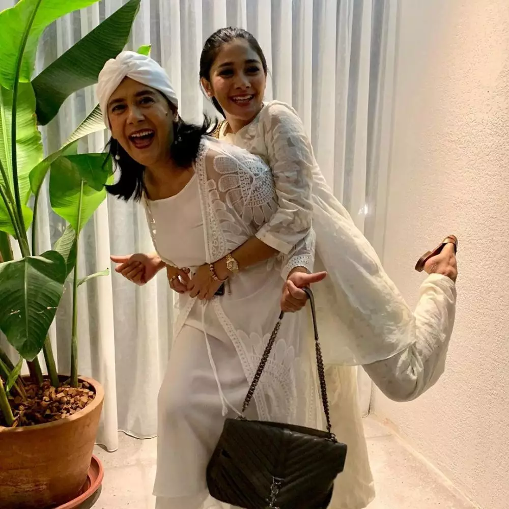 Seleb punya cucu © 2020 brilio.net