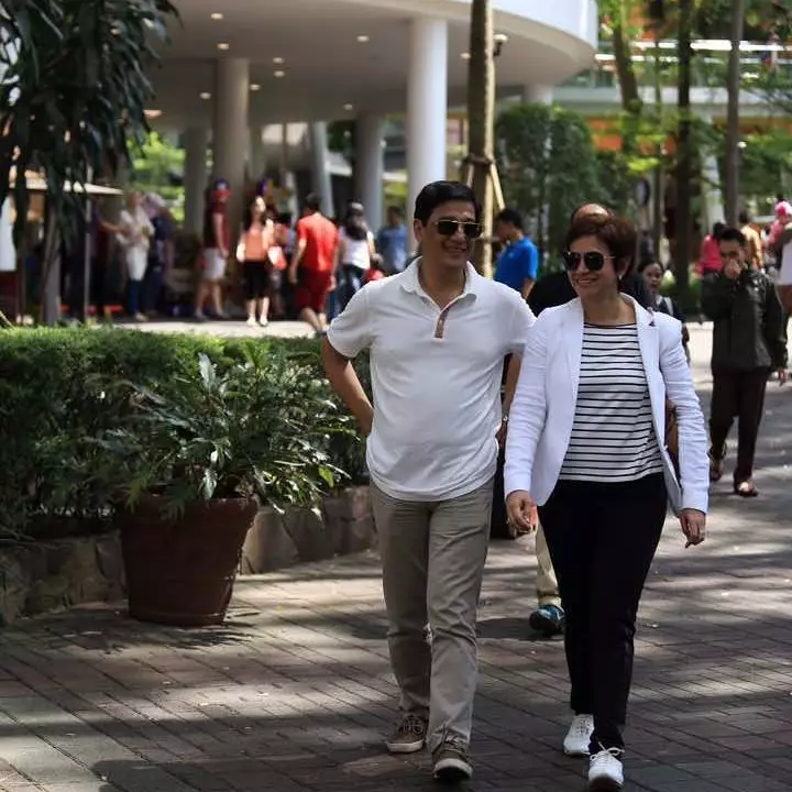 Nurul Arifin dan suami instagram