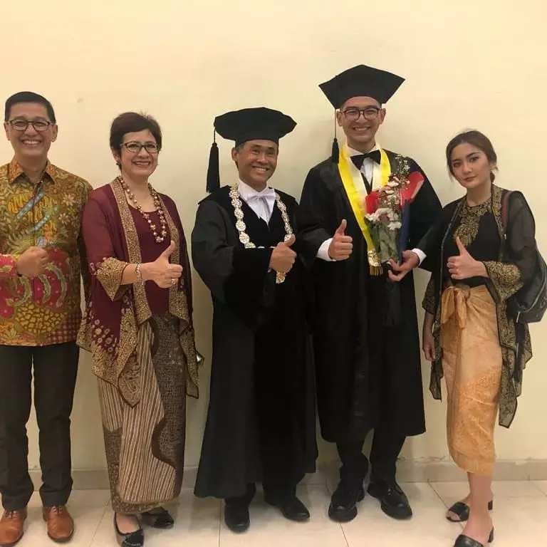 Nurul Arifin dan suami instagram