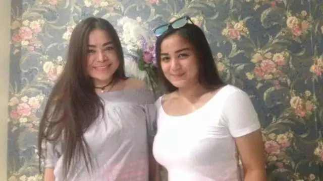 Momen kedekatan pedangdut bareng putrinya © 2020 brilio.net