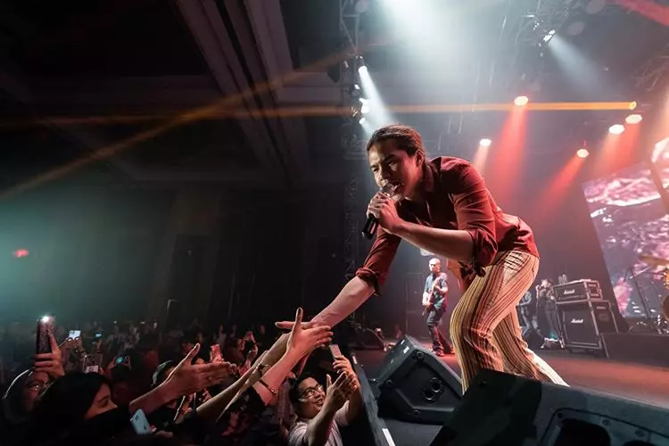 Potret Dul Jaelani tampil di panggung Instagram/@duljaelani