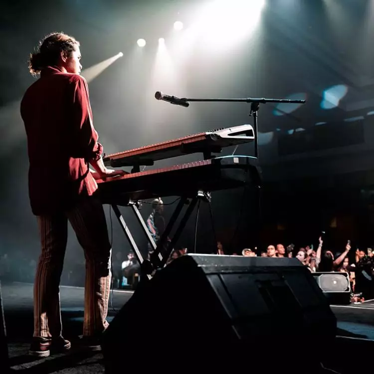 Potret Dul Jaelani tampil di panggung Instagram/@duljaelani