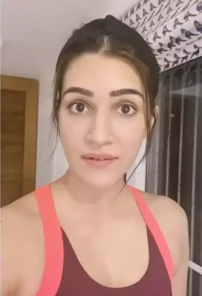 Seleb Bollywood muda tanpa makeup Instagram Seleb Bollywood muda tanpa makeup Instagram