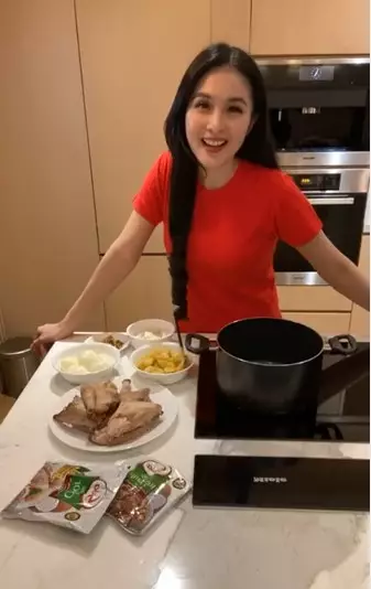 sasa sandra dewi © 2020 brilio.net sasa sandra dewi © 2020 brilio.net