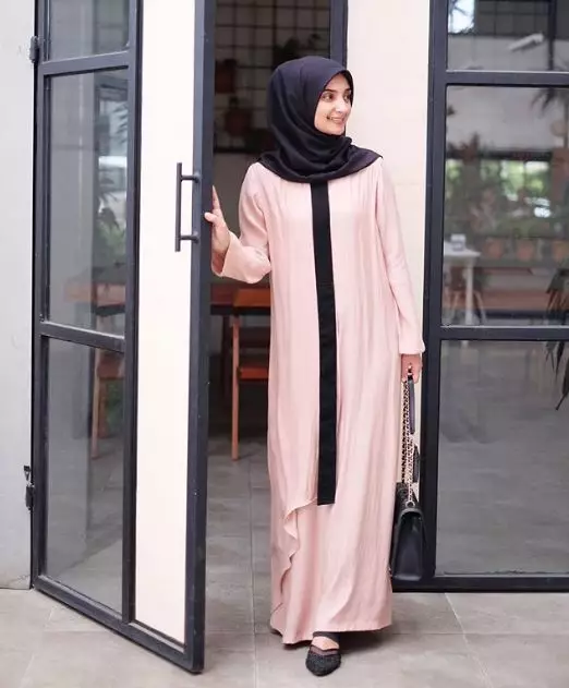 10 Potret Rimma Bawazier Instagram