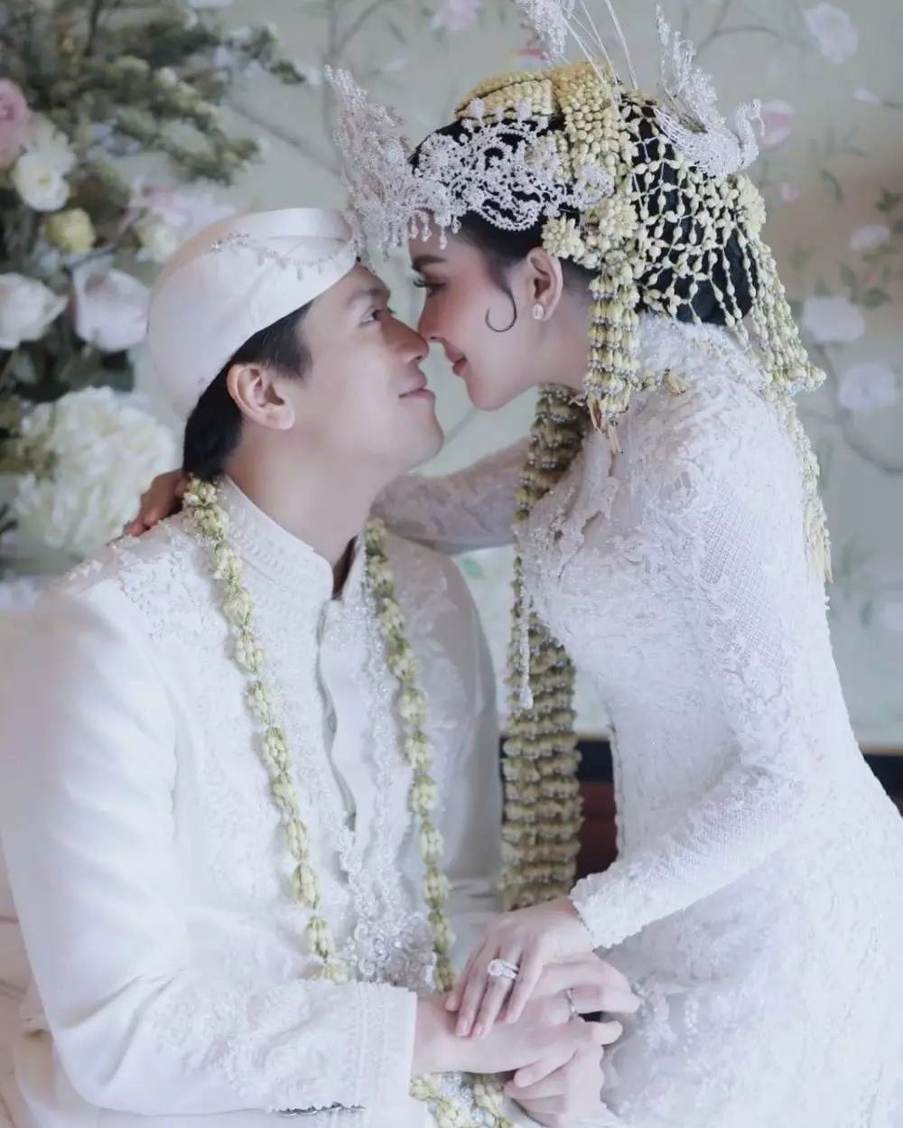 Beda gaya pernikahan seleb di luar negeri © 2020 brilio.net Beda gaya pernikahan seleb di luar negeri © 2020 brilio.net