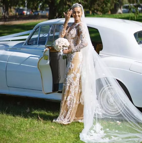 Beda gaya pernikahan seleb di luar negeri © 2020 brilio.net Beda gaya pernikahan seleb di luar negeri © 2020 brilio.net