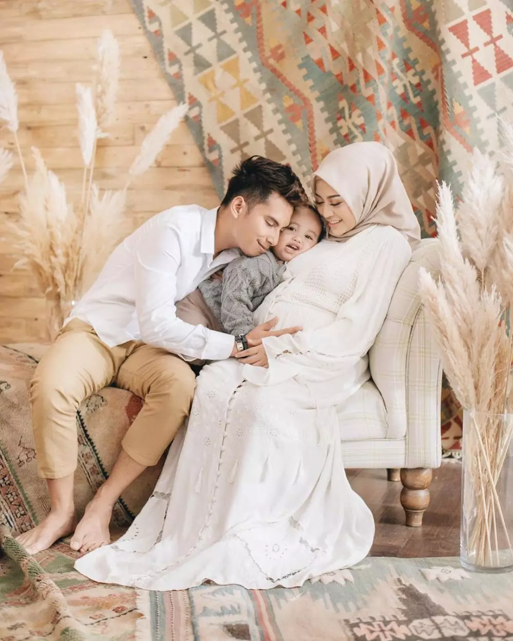 Maternity seleb & keluarga kecilnya © 2020 brilio.net