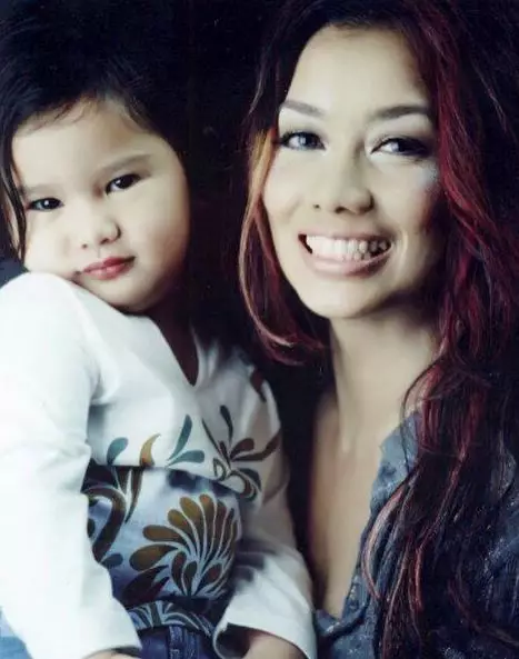 8 Potret masa kecil Zahwa dan Aaliyah Massaid Instagram 8 Potret masa kecil Zahwa dan Aaliyah Massaid Instagram