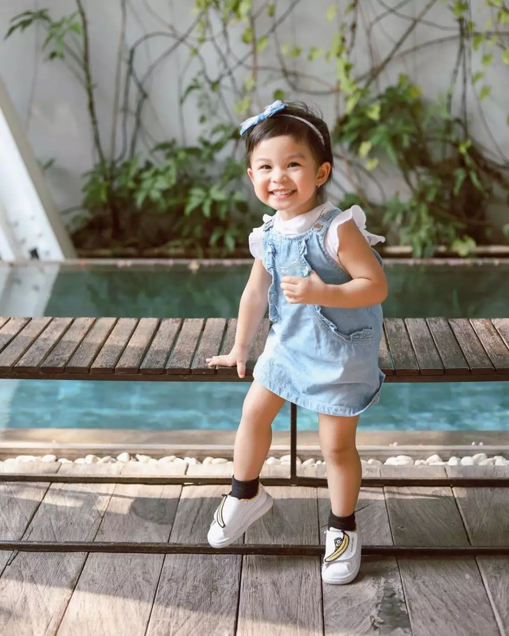 gaya Nastusha Olivia Alinskie © 2020 Instagram/@nastusha.olivia.alinskie