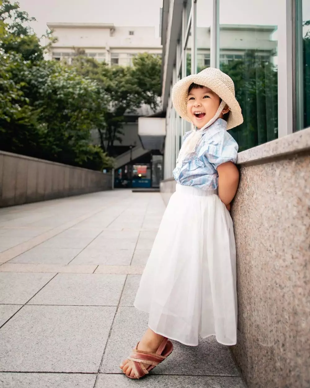 gaya Nastusha Olivia Alinskie © 2020 Instagram/@nastusha.olivia.alinskie