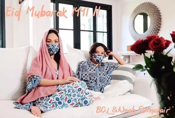 Lebaran BCL ditemani keluarga besar Instagram Lebaran BCL ditemani keluarga besar Instagram