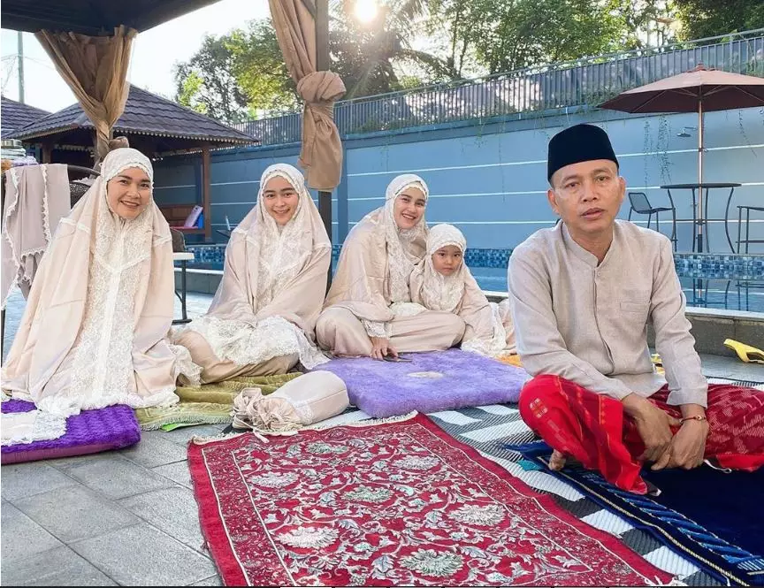 8 Momen lebaran Ayu Ting Ting di tengah pandemi Instagram