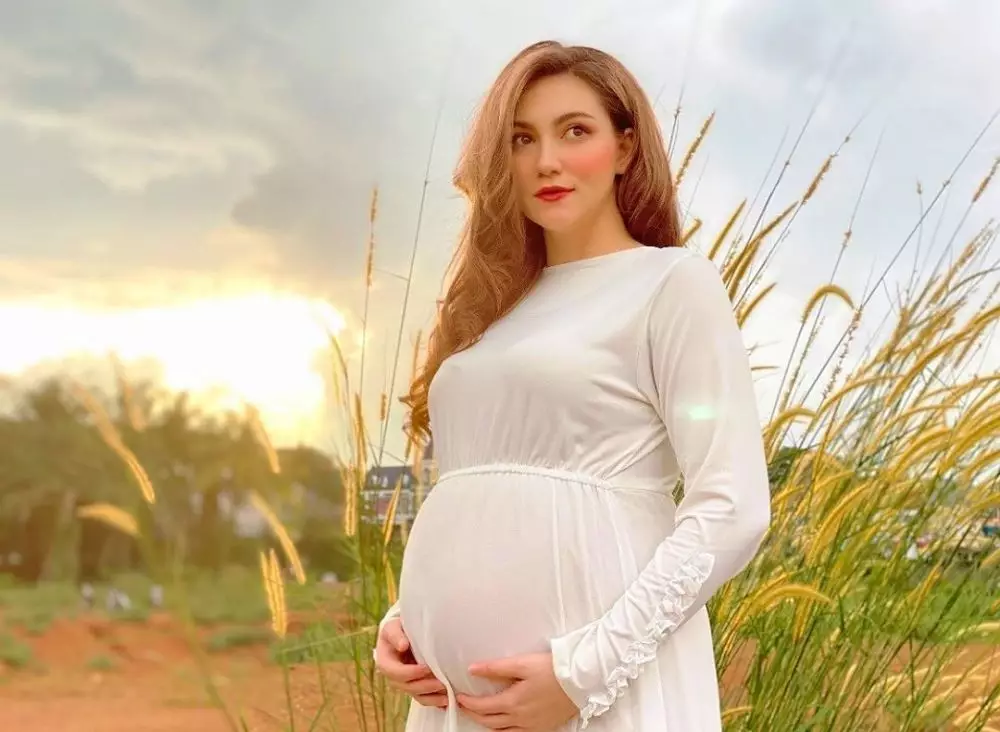 maternity Alessia Cestaro instagram