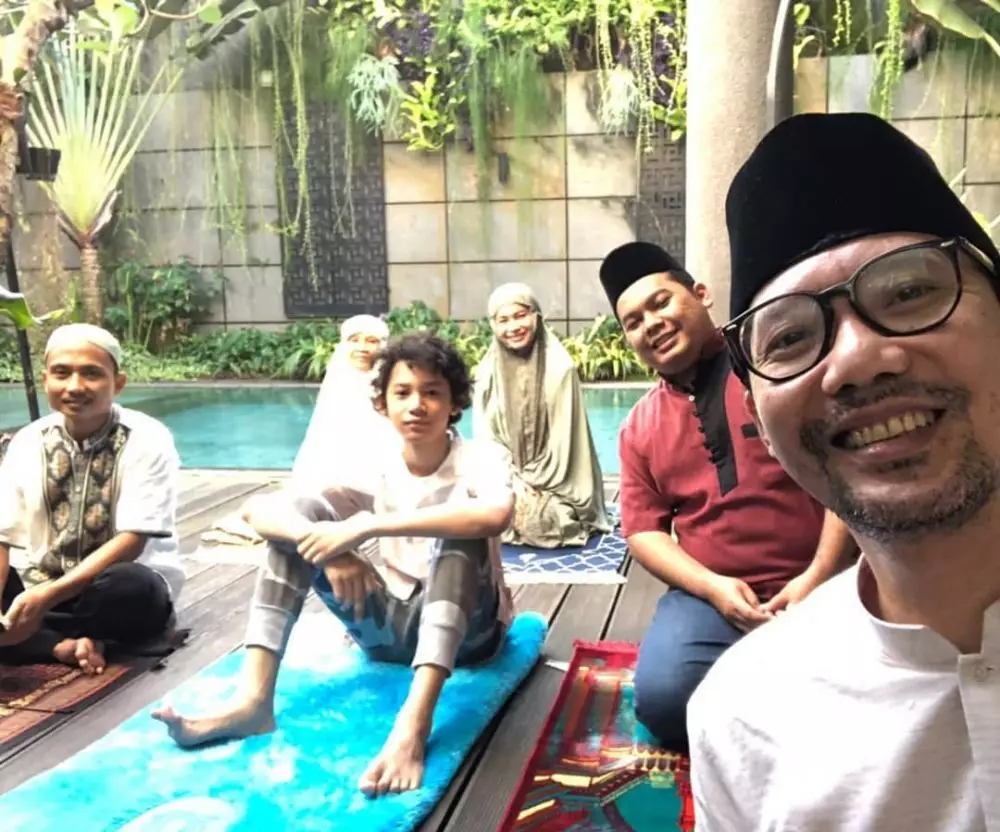 momen lebaran rossa di rumah instagram