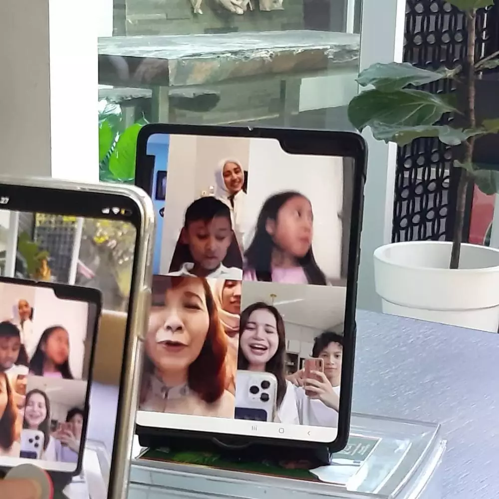 momen lebaran rossa di rumah instagram