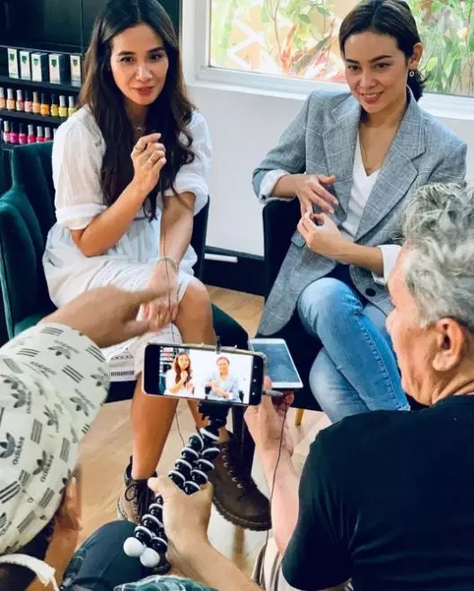 8 potret kompak kakak beradik Sheila dan Marsha Timothy Instagram 8 potret kompak kakak beradik Sheila dan Marsha Timothy Instagram