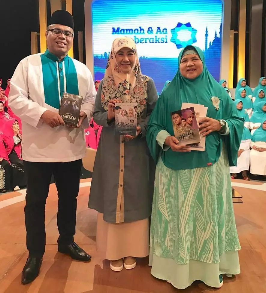 tanggapan Ustaz Yusuf Mansur dan Abdel Achrian Instagram tanggapan Ustaz Yusuf Mansur dan Abdel Achrian Instagram