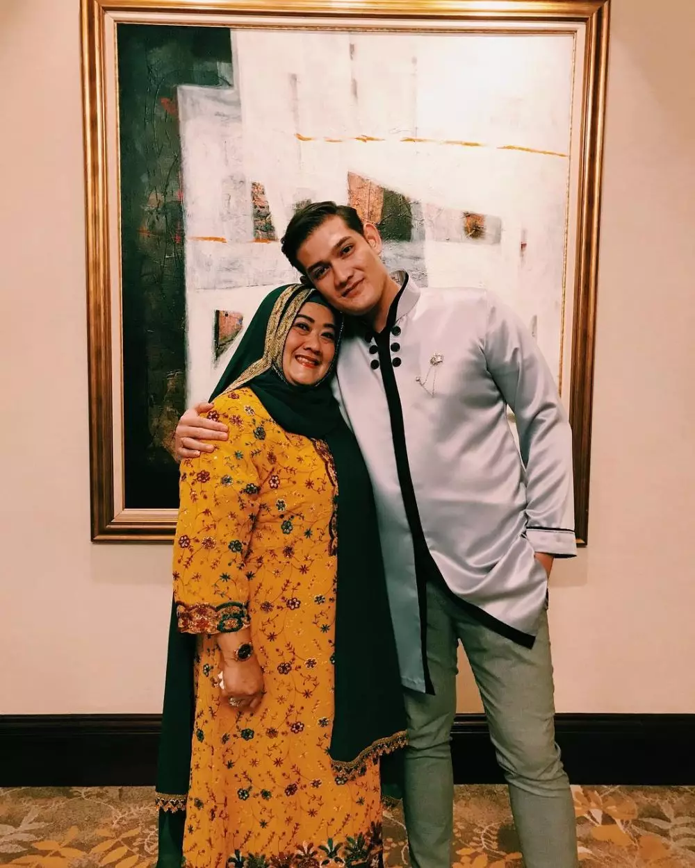 potret terbaru joy octaviano instagram