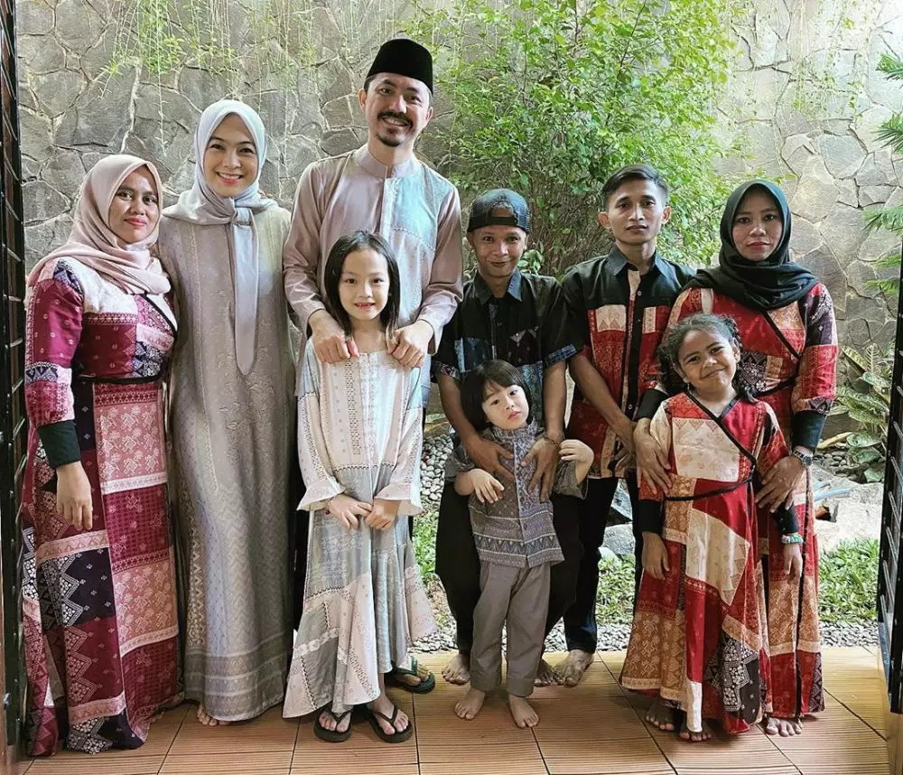 Momen seleb Lebaran bareng ART Instagram