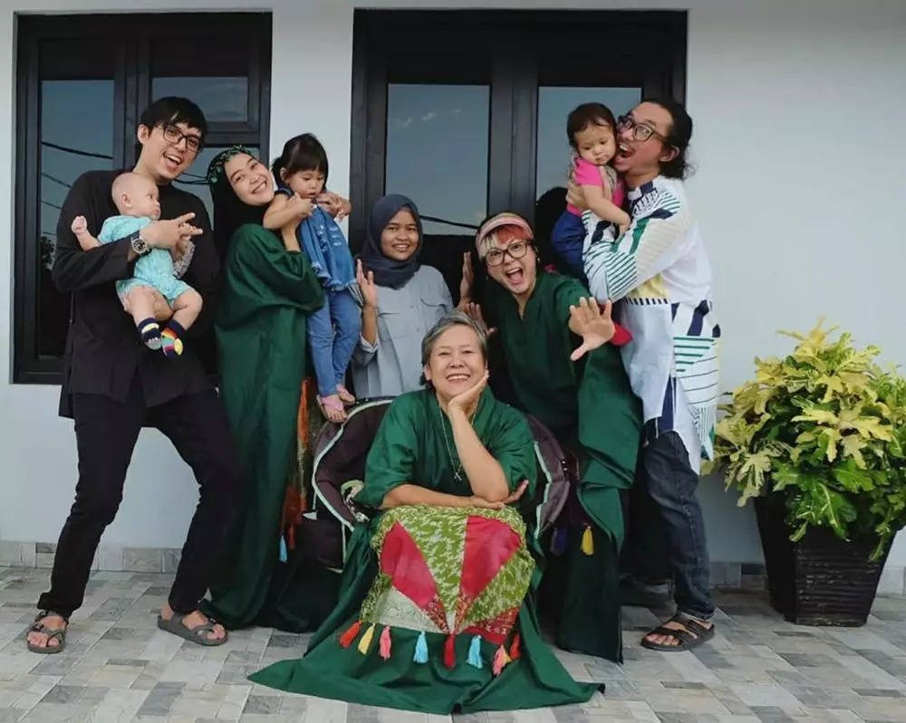 Momen seleb Lebaran bareng ART Instagram