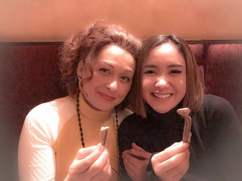 6 Potret Cita Citata dan calon ibu mertua Instagram