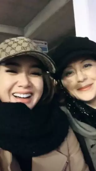 6 Potret Cita Citata dan calon ibu mertua Instagram